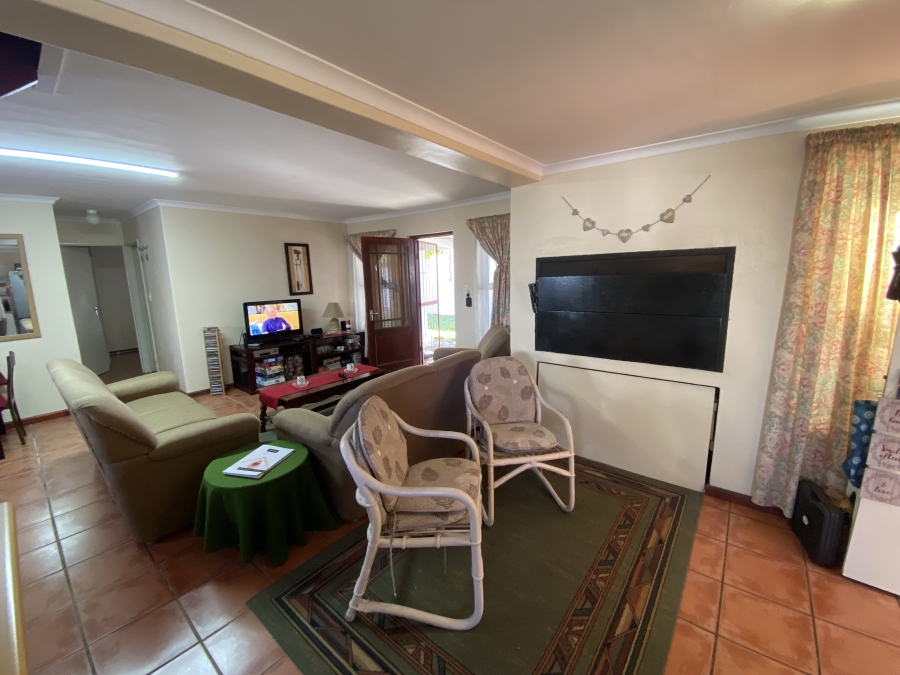 3 Bedroom Property for Sale in Skiathos Western Cape